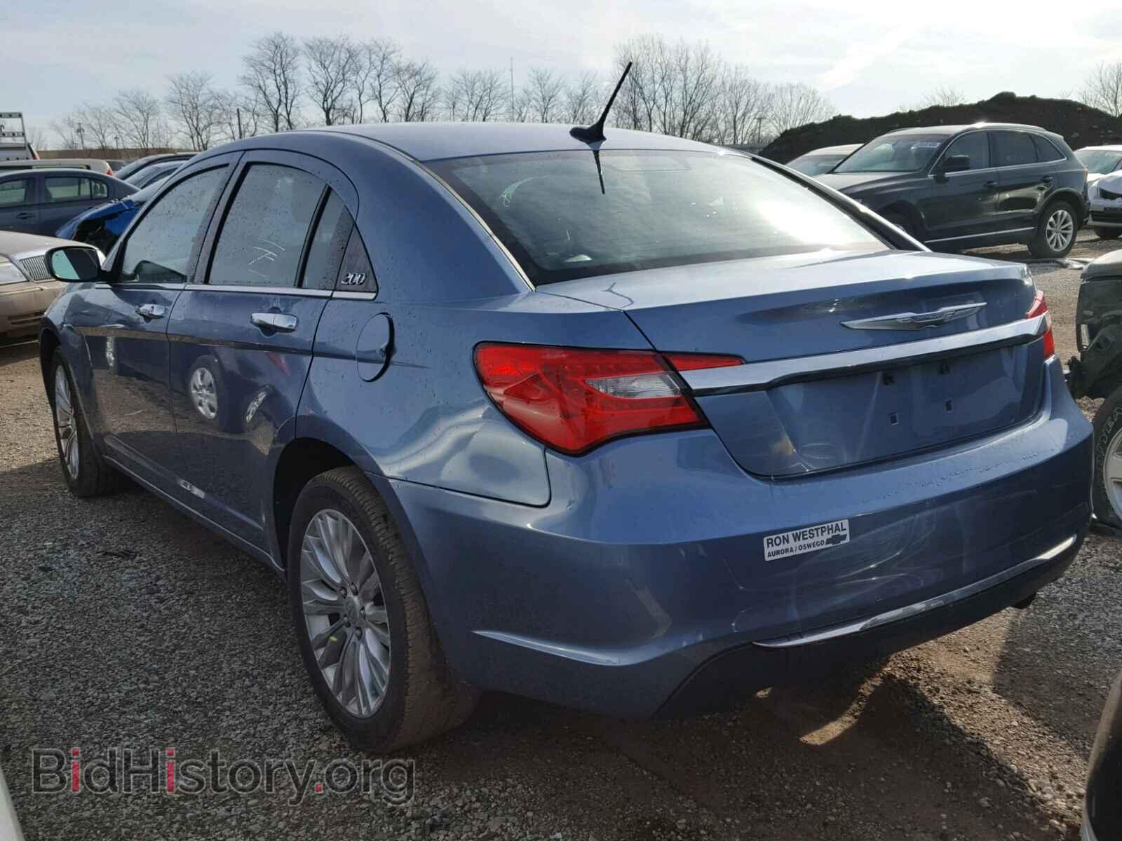 2011 CHRYSLER 200 - VIN: 1C3BC2FBXBN571008 - Фото 3