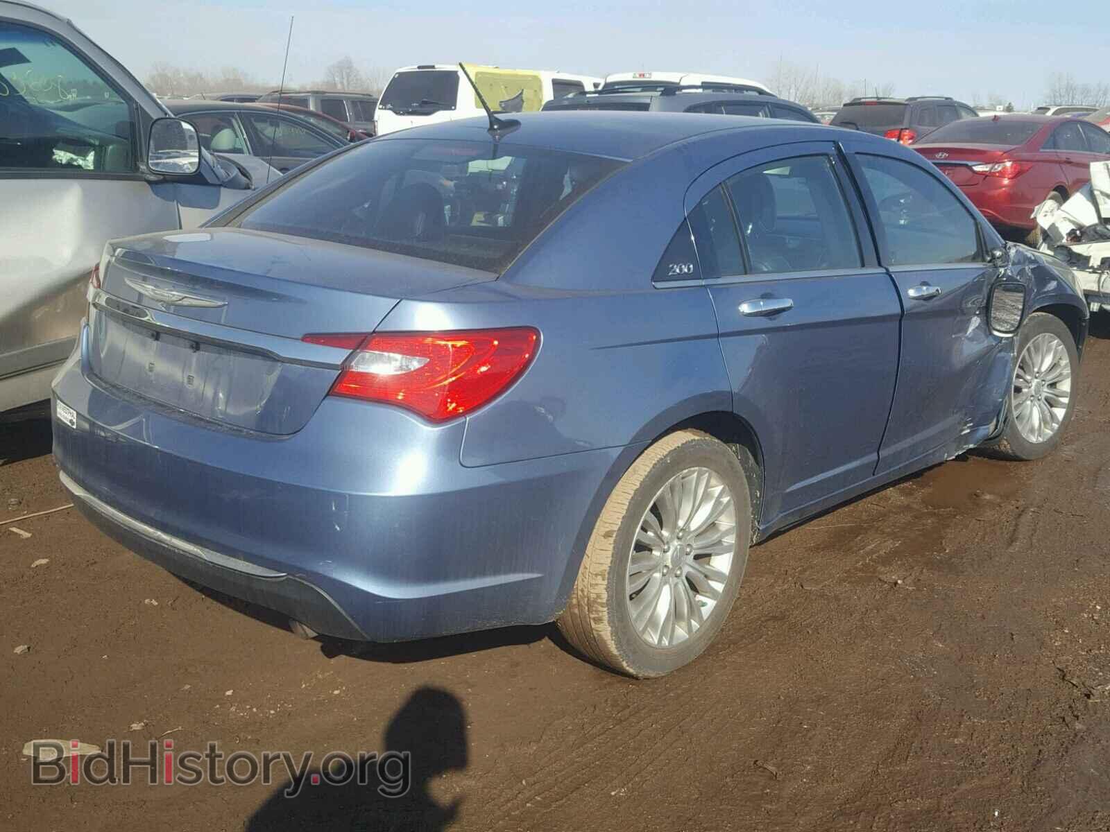2011 CHRYSLER 200 - VIN: 1C3BC2FBXBN571008 - Фото 4