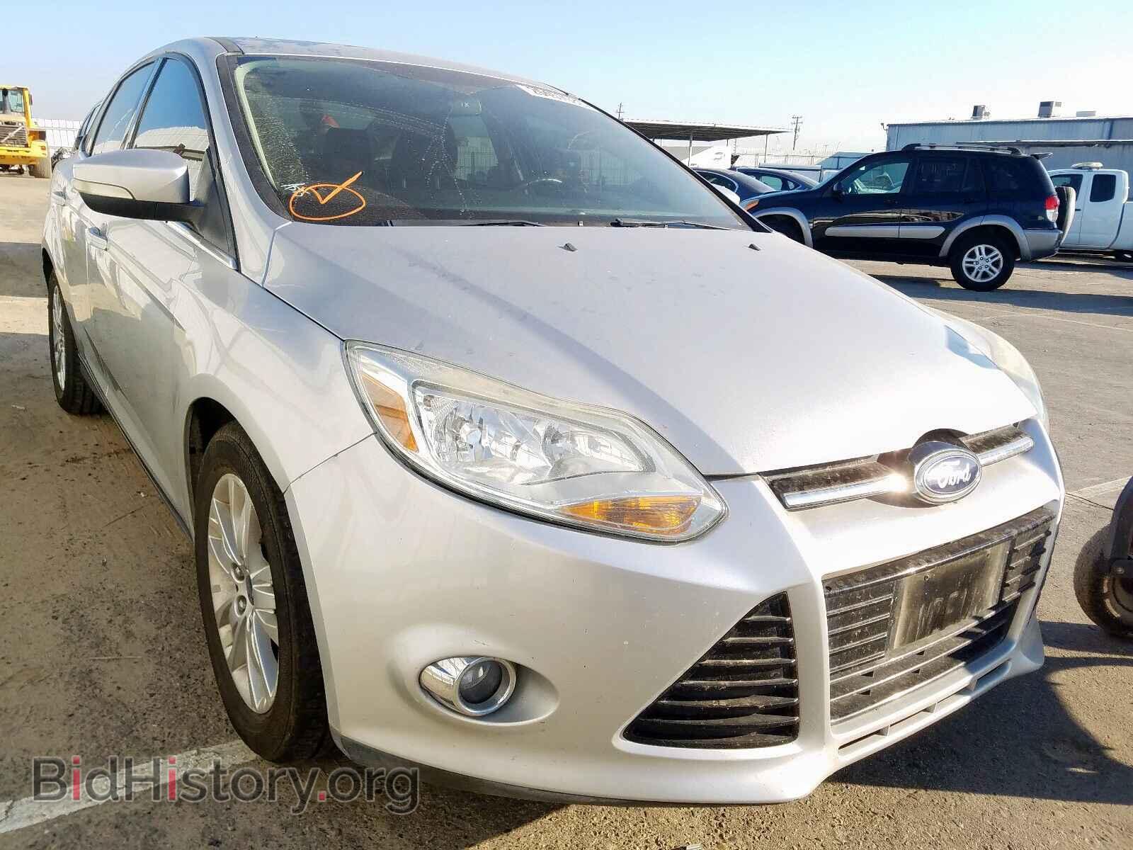 Photo 1FAHP3H23CL393748 - FORD FOCUS 2012