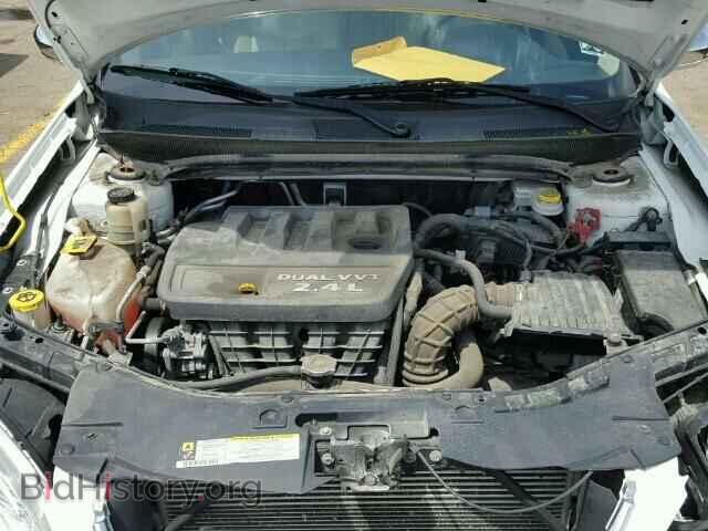 2011 CHRYSLER 200 - VIN: 1C3BC2FB4BN581422 - Фото 7