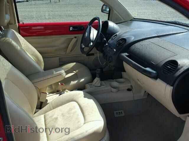 2000 VOLKSWAGEN BEETLE - VIN: 3VWCA21C8YM499120 - Фото 5