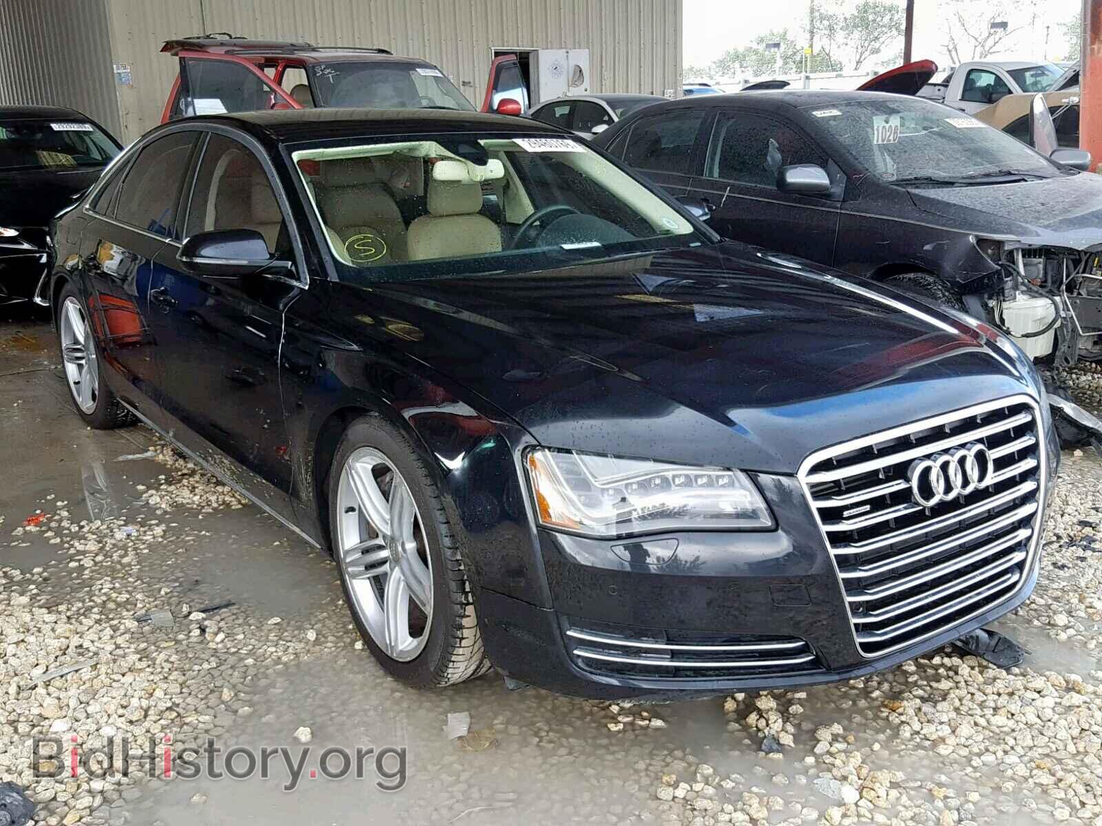 Photo WAUAVAFDXBN013010 - AUDI A8 2011