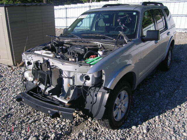 2010 FORD EXPLORER - VIN: 1FMEU7DE2AUA49117 - Photo 2