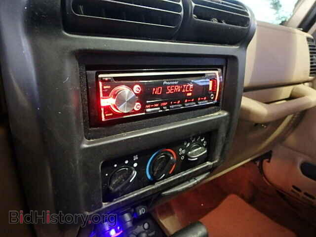 2000 JEEP WRANGLER - VIN: 1J4FA59S8YP725772 - Фото 9