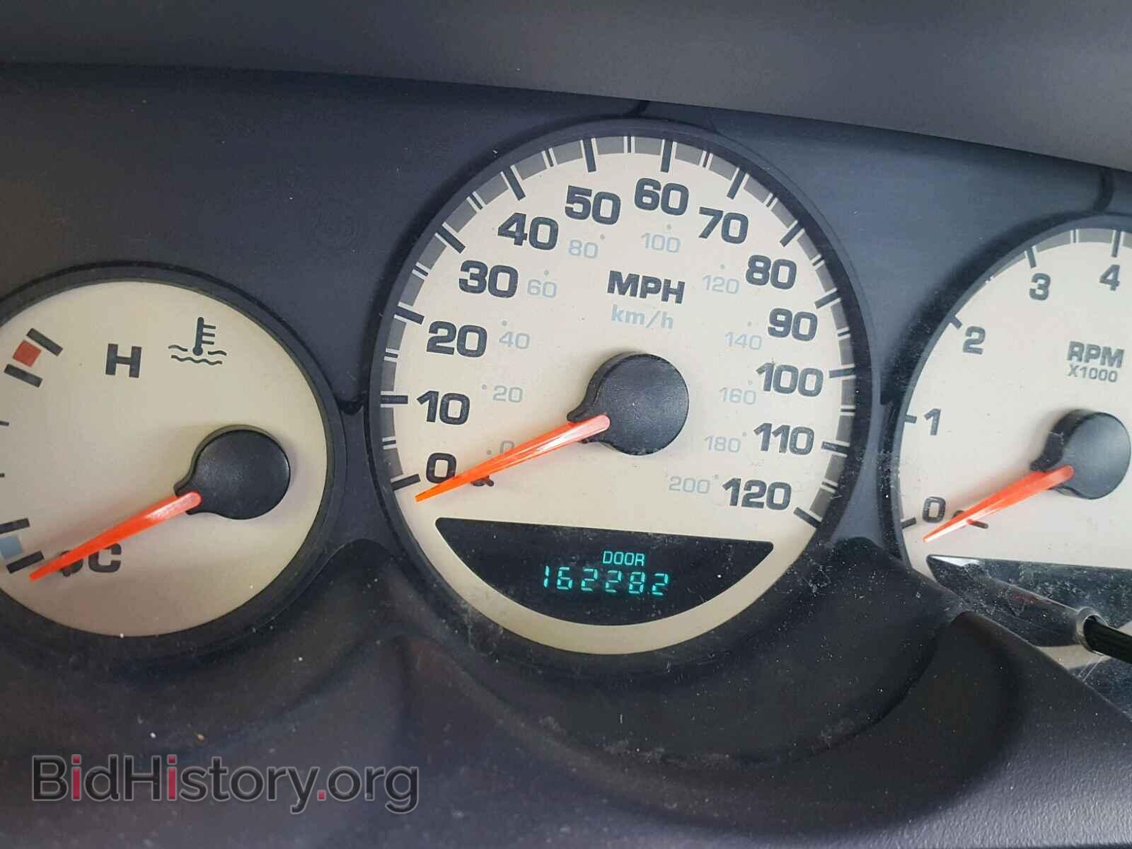 2000 DODGE NEON - VIN: 1B3ES46C2YD828615 - Фото 8