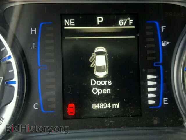 2015 CHRYSLER 200 - VIN: 1C3CCCAB1FN658917 - Photo 8