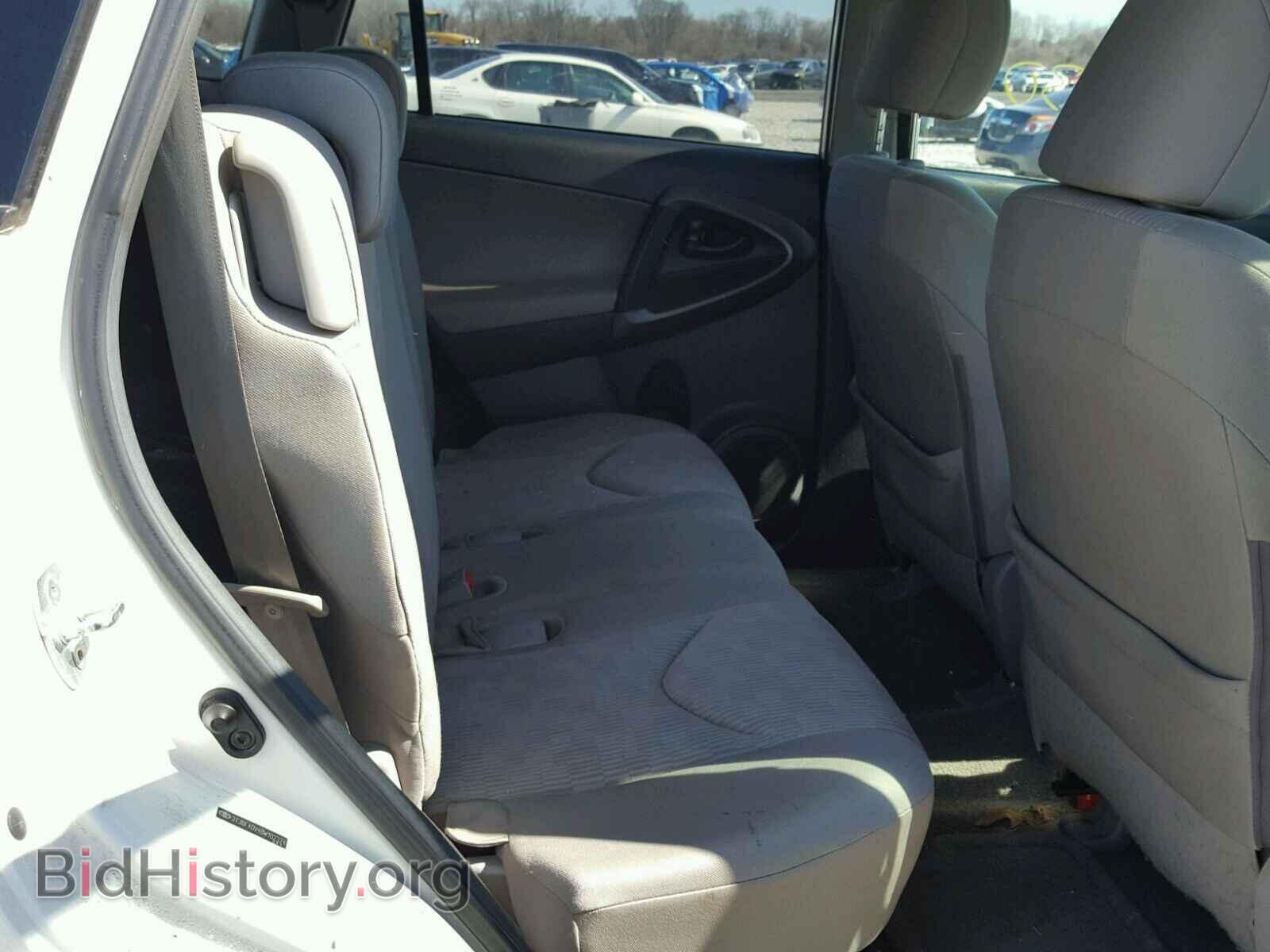 2011 TOYOTA RAV4 - VIN: 2T3BF4DV4BW102324 - Фото 6