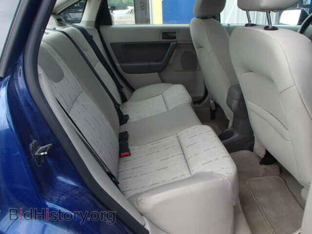 2008 FORD FOCUS - VIN: 1FAHP35N58W136837 - Photo 6