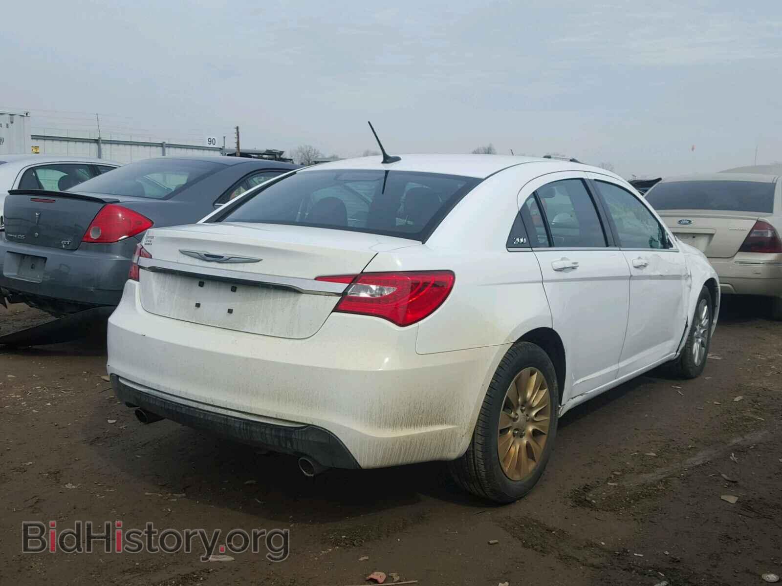 2013 CHRYSLER 200 - VIN: 1C3CCBAG0DN726661 - Фото 4