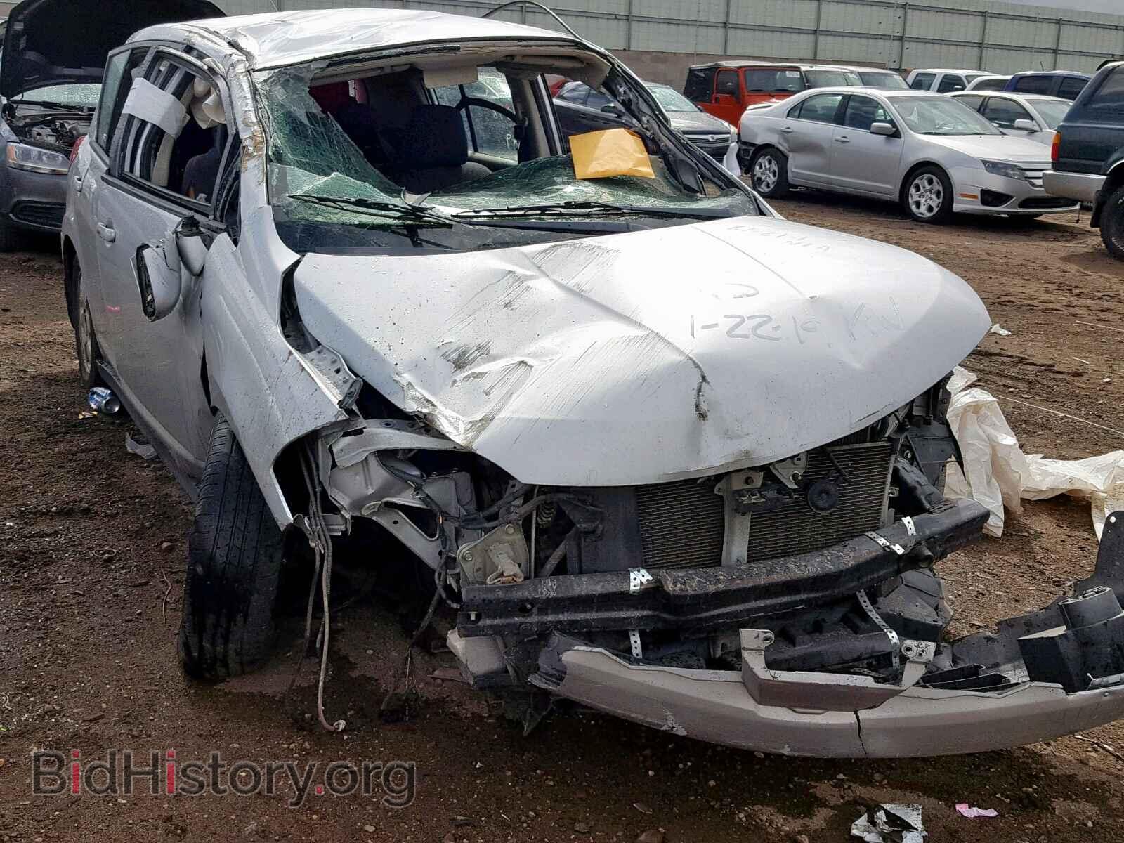 Photo  - NISSAN VERSA 2008