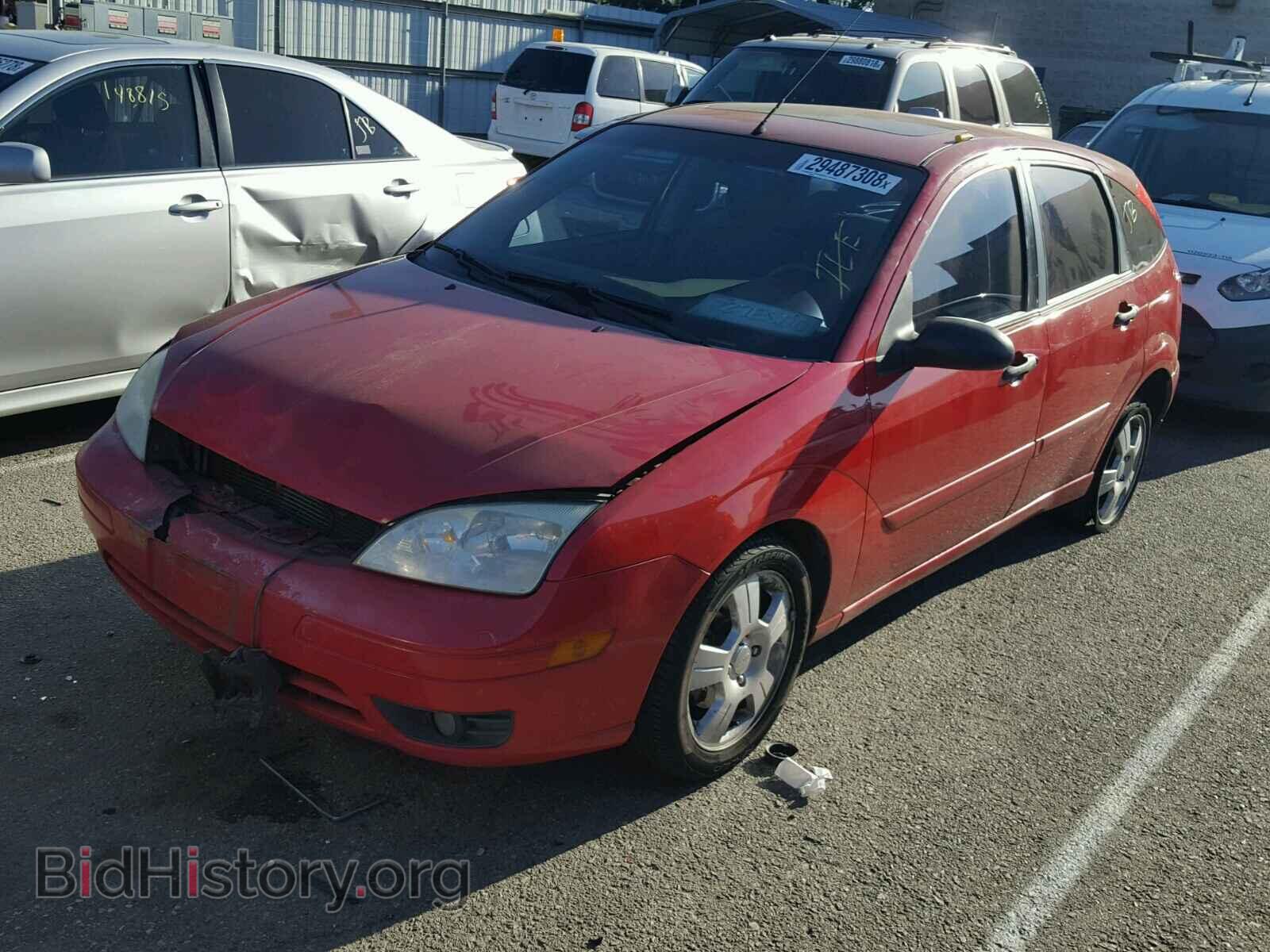 2005 FORD FOCUS - VIN: 3FAFP37N85R156910 - Фото 2