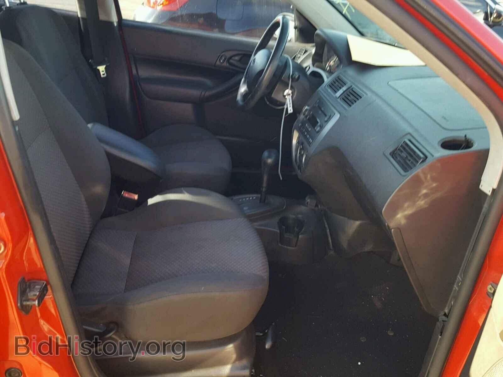 2005 FORD FOCUS - VIN: 3FAFP37N85R156910 - Фото 5