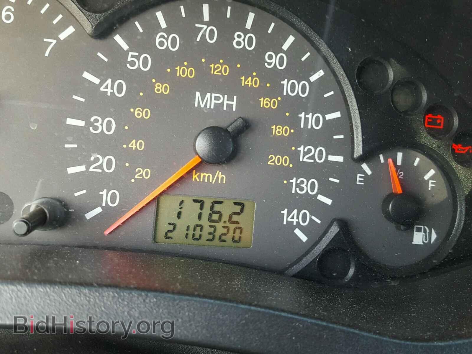 2005 FORD FOCUS - VIN: 3FAFP37N85R156910 - Фото 8