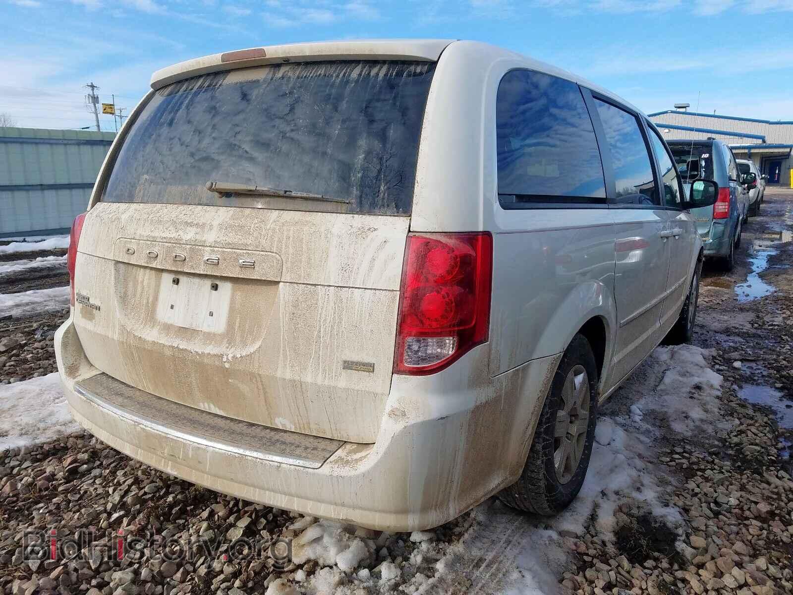 2011 DODGE CARAVAN - VIN: 2D4RN4DG7BR706448 - Фото 4