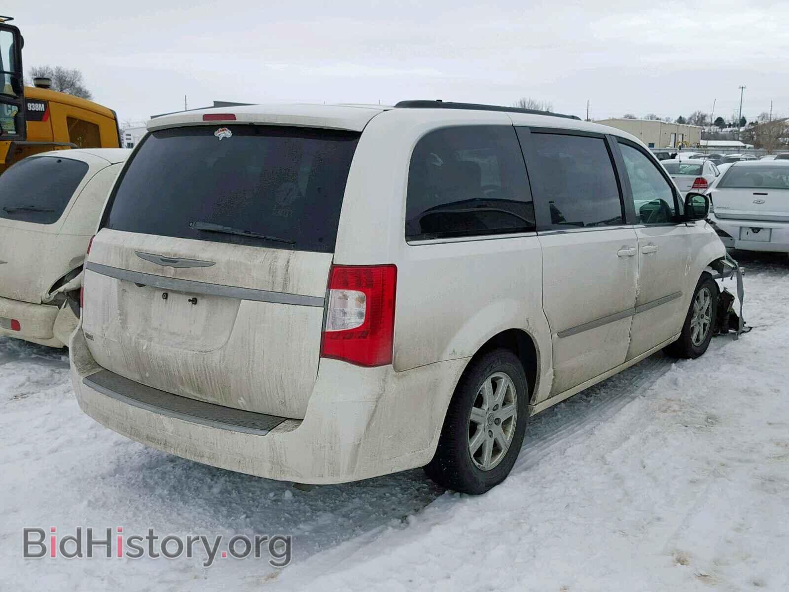 2011 CHRYSLER TOWN & COU - VIN: 2A4RR5DG7BR739757 - Фото 4