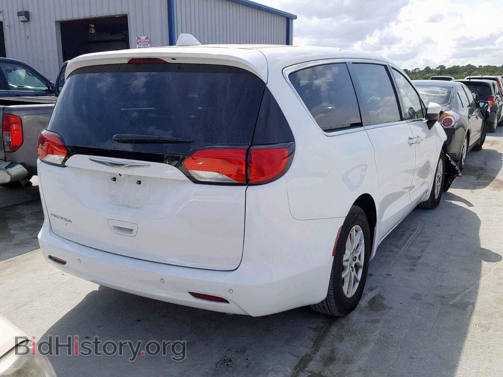 2017 CHRYSLER PACIFICA T - VIN: 2C4RC1DG3HR592894 - Photo 4