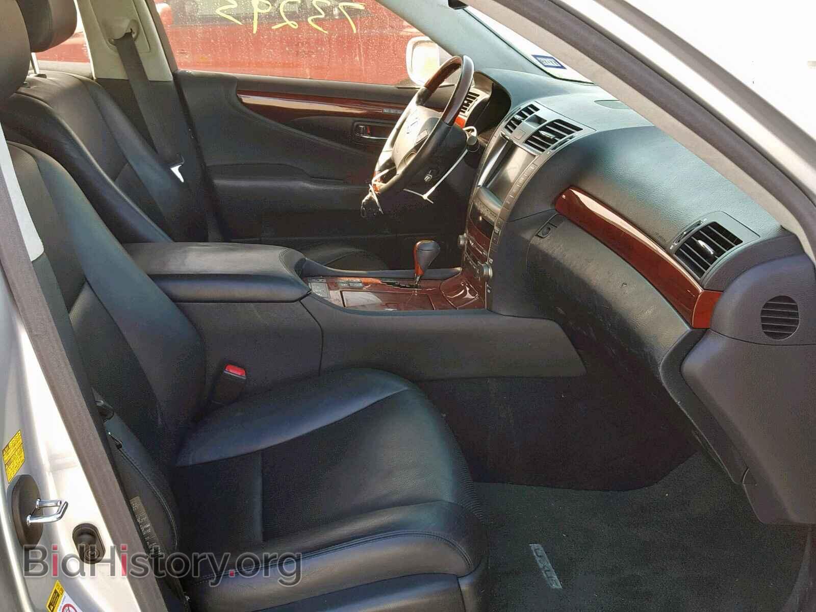 2009 LEXUS LS460 - VIN: JTHGL46F295034075 - Photo 5