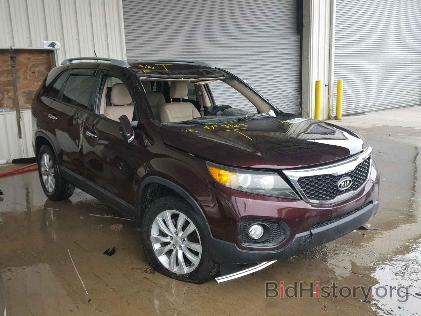 Photo 5XYKT4A21BG065718 - KIA SORENTO 2011