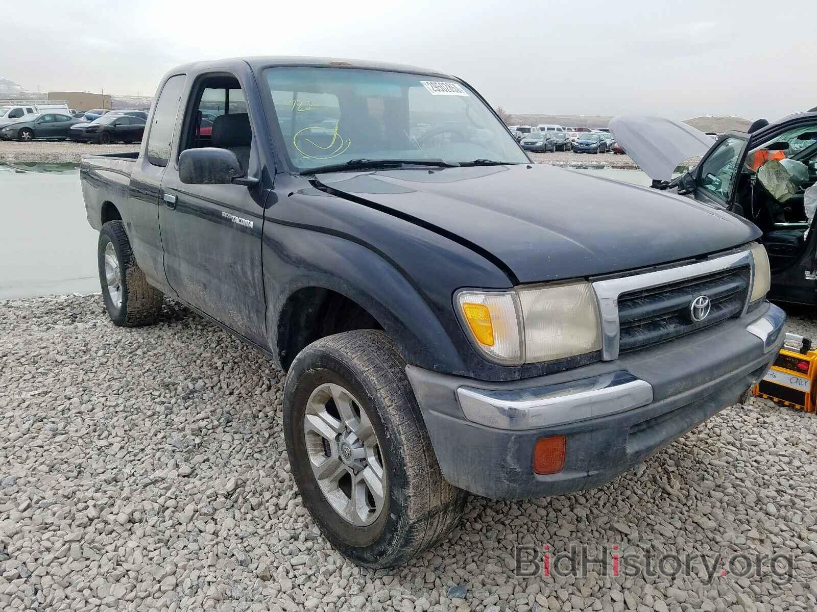 Photo 4TAWM72N2WZ003692 - TOYOTA TACOMA 1998