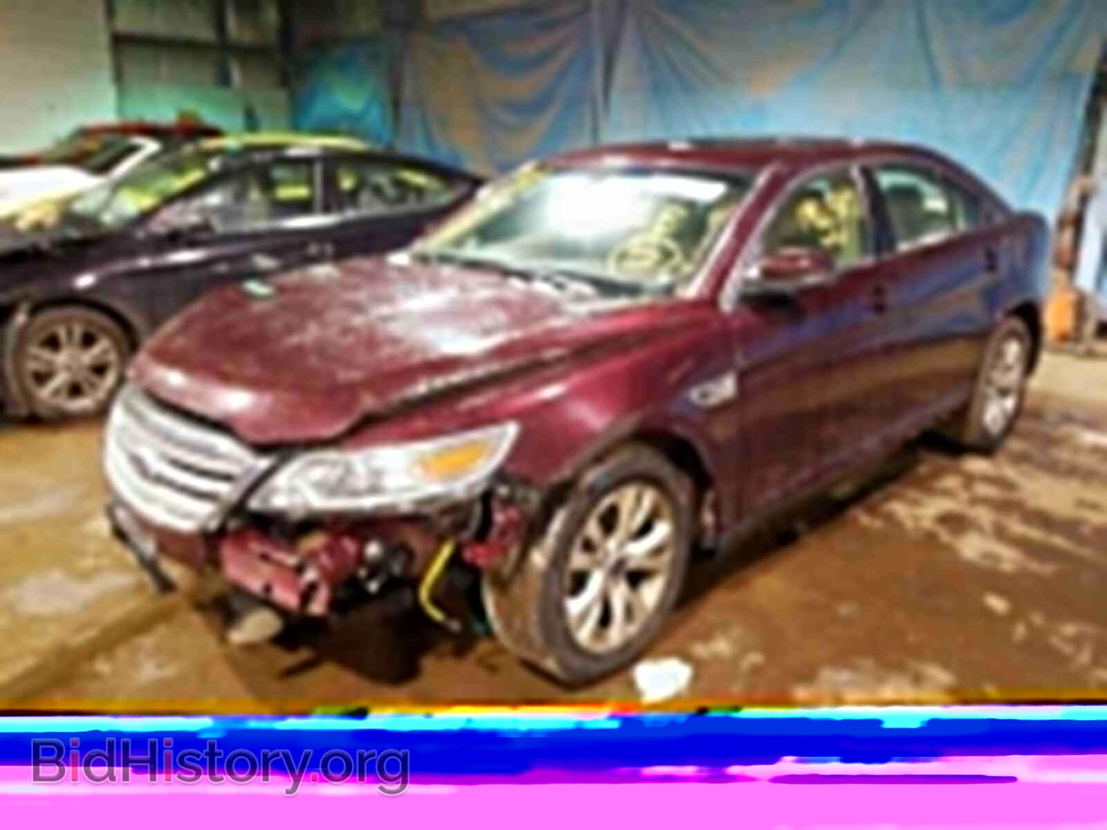 2011 FORD TAURUS - VIN: 1FAHP2EW3BG112704 - Фото 2