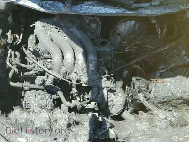 2000 VOLKSWAGEN BEETLE - VIN: 3VWCC21C0YM468857 - Фото 7