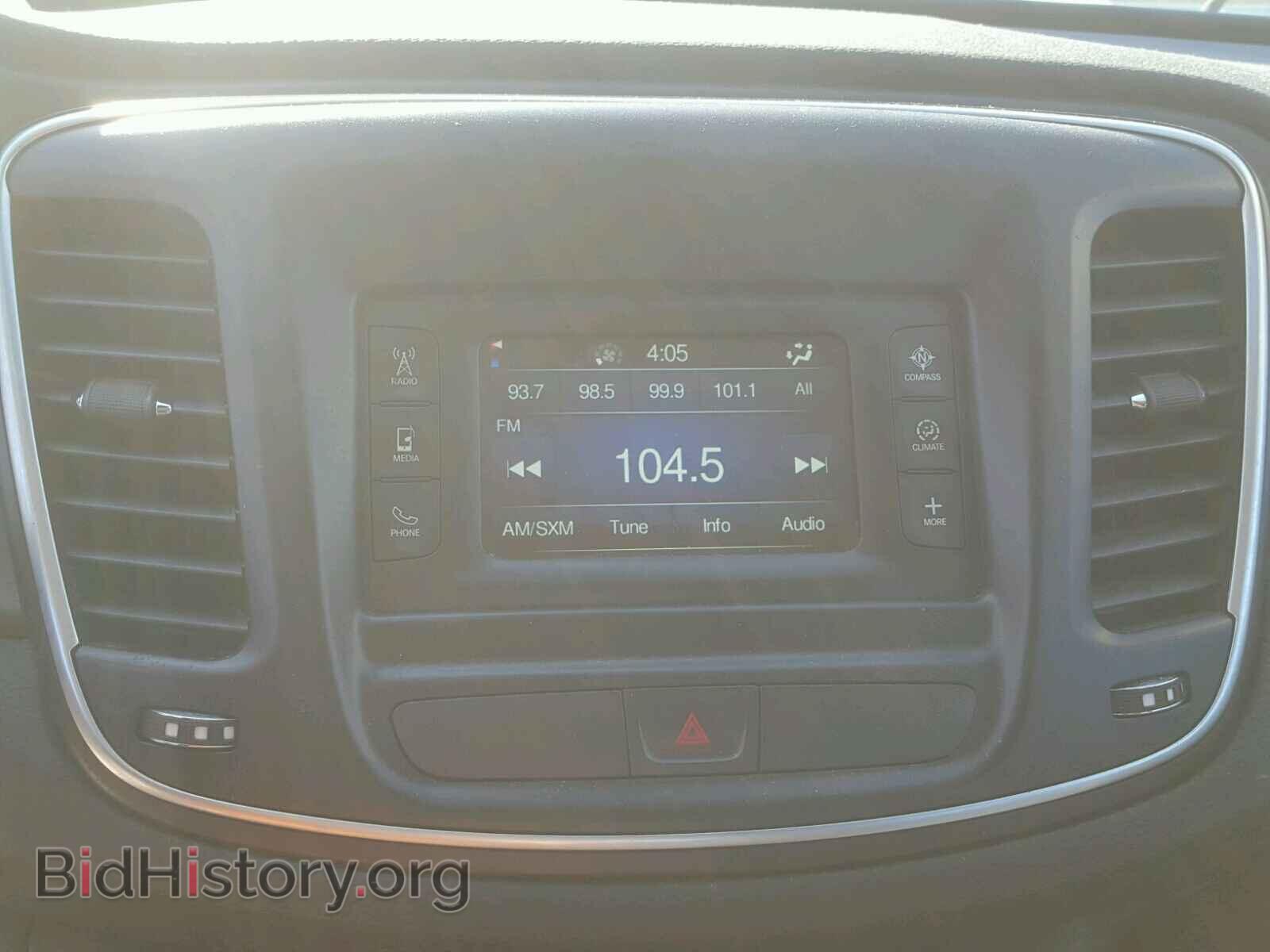 2015 CHRYSLER 200 - VIN: 1C3CCCAB3FN744245 - Photo 9