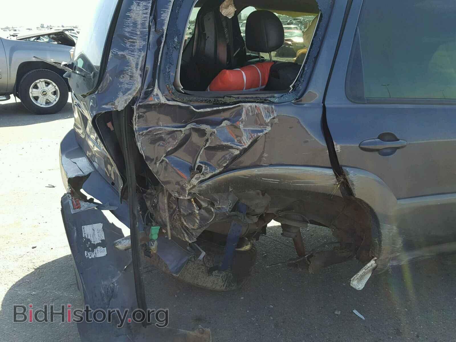2006 MAZDA TRIBUTE - VIN: 4F2CZ061X6KM34121 - Фото 9