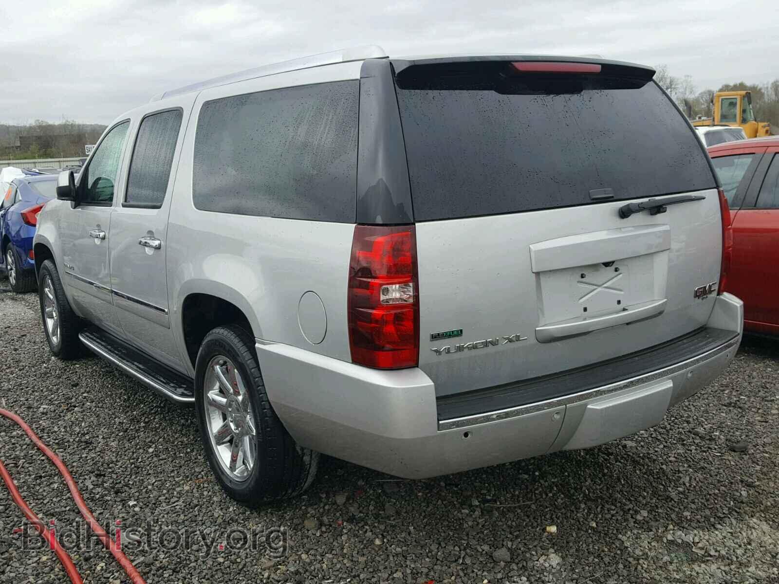 2010 GMC YUKON - VIN: 1GKUCMEF8AR173859 - Фото 3