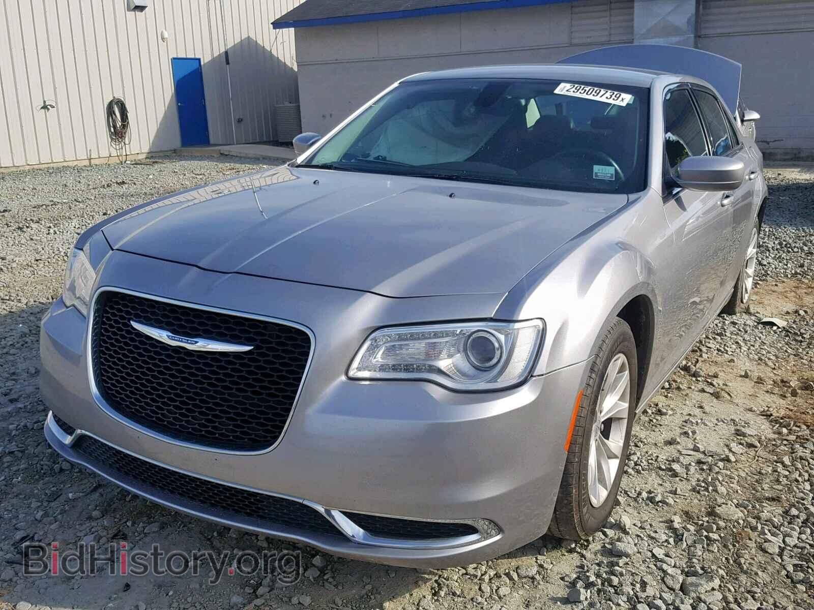 2016 CHRYSLER 300 - VIN: 2C3CCAAG8GH260646 - Фото 2