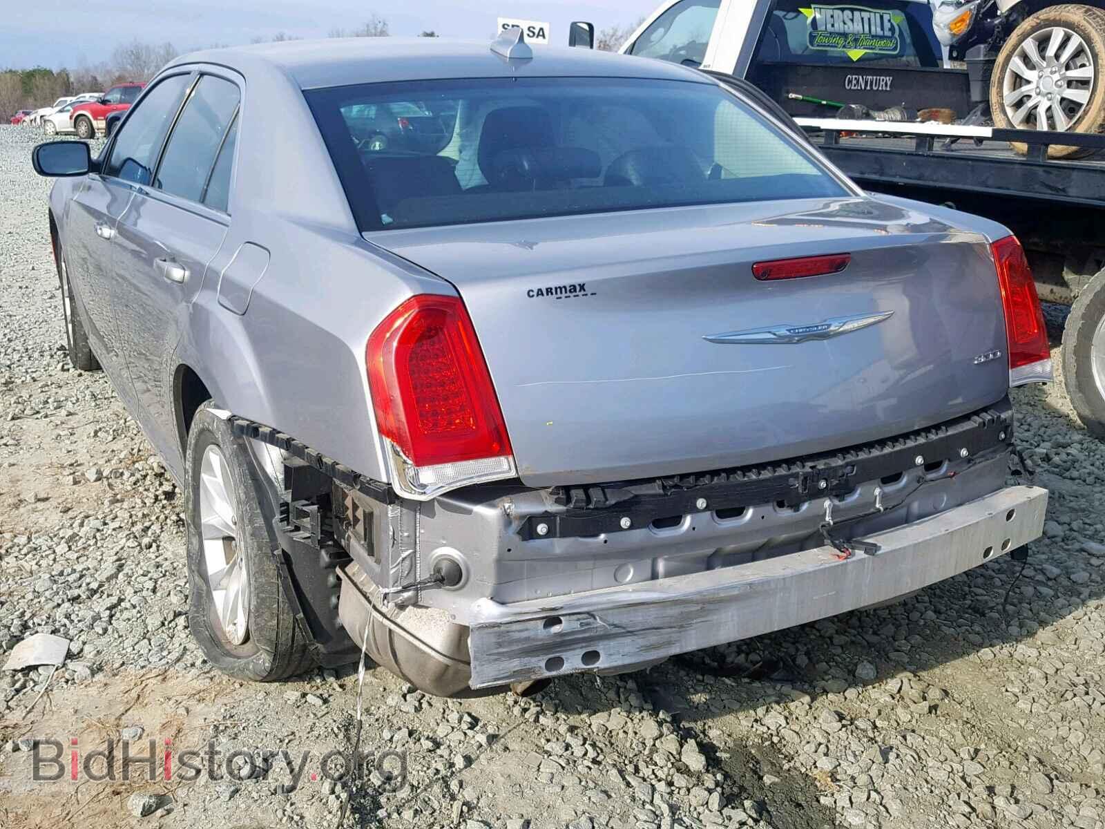 2016 CHRYSLER 300 - VIN: 2C3CCAAG8GH260646 - Фото 3