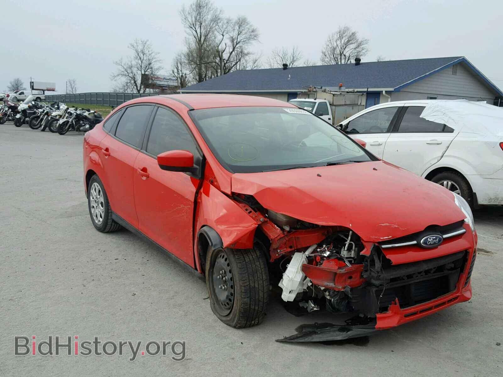 Photo 1FAHP3F28CL247638 - FORD FOCUS 2012