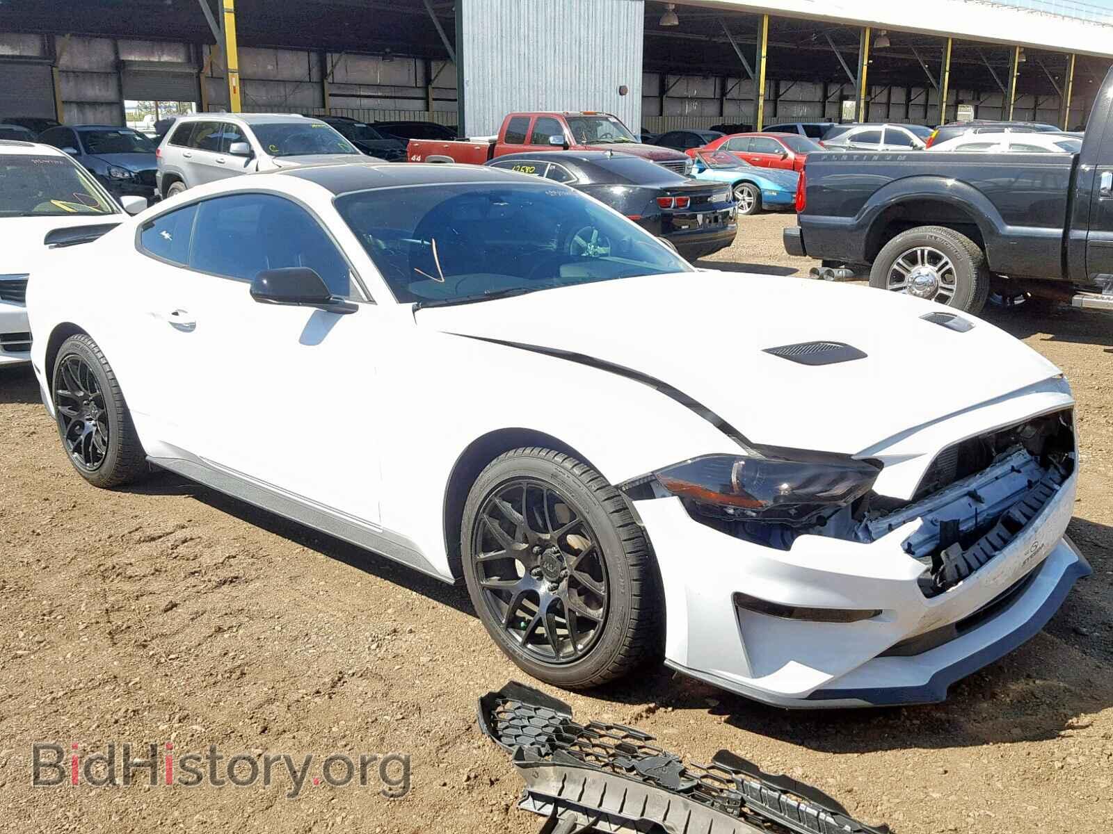 Photo 1FA6P8TH9J5109069 - FORD MUSTANG 2018