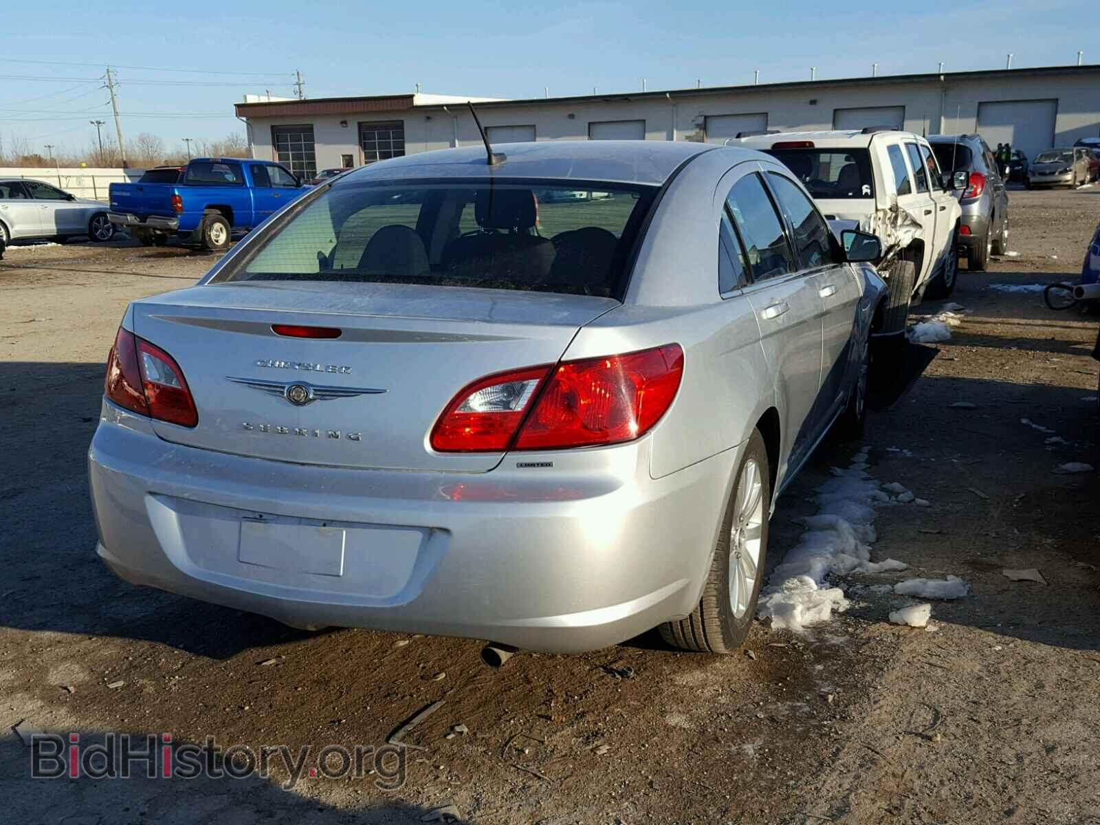 2010 CHRYSLER SEBRING - VIN: 1C3CC5FB3AN110544 - Photo 4