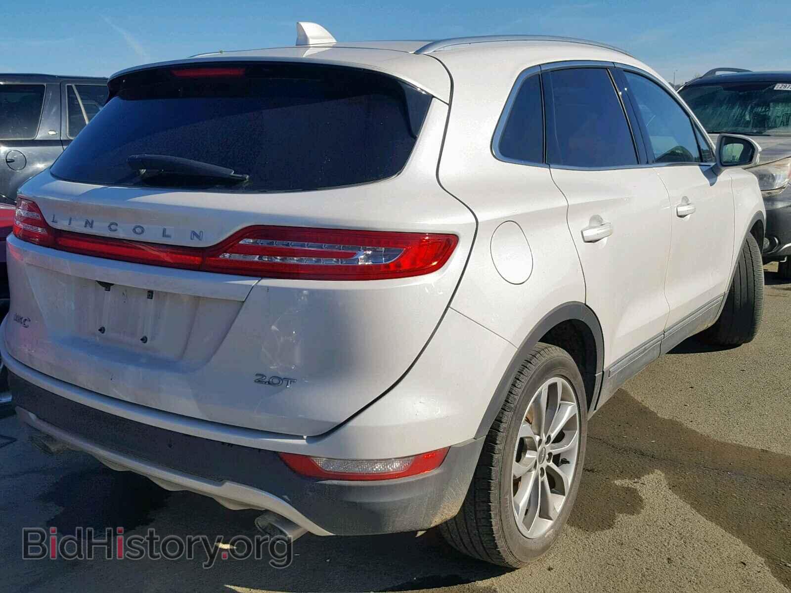 2017 LINCOLN MKC SELECT - VIN: 5LMCJ2C90HUL52458 - Фото 4
