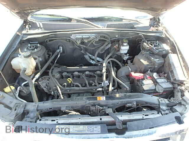 2011 FORD ESCAPE - VIN: 1FMCU0D79BKA63240 - Фото 5