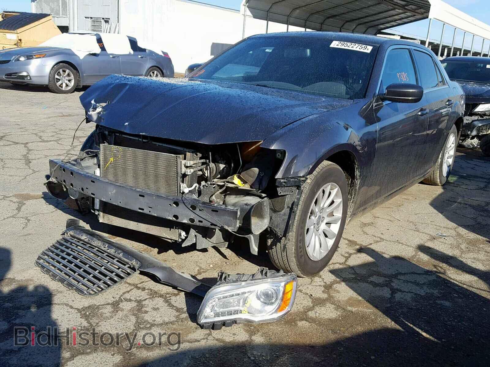 2014 CHRYSLER 300 - VIN: 2C3CCAAG3EH228748 - Фото 2