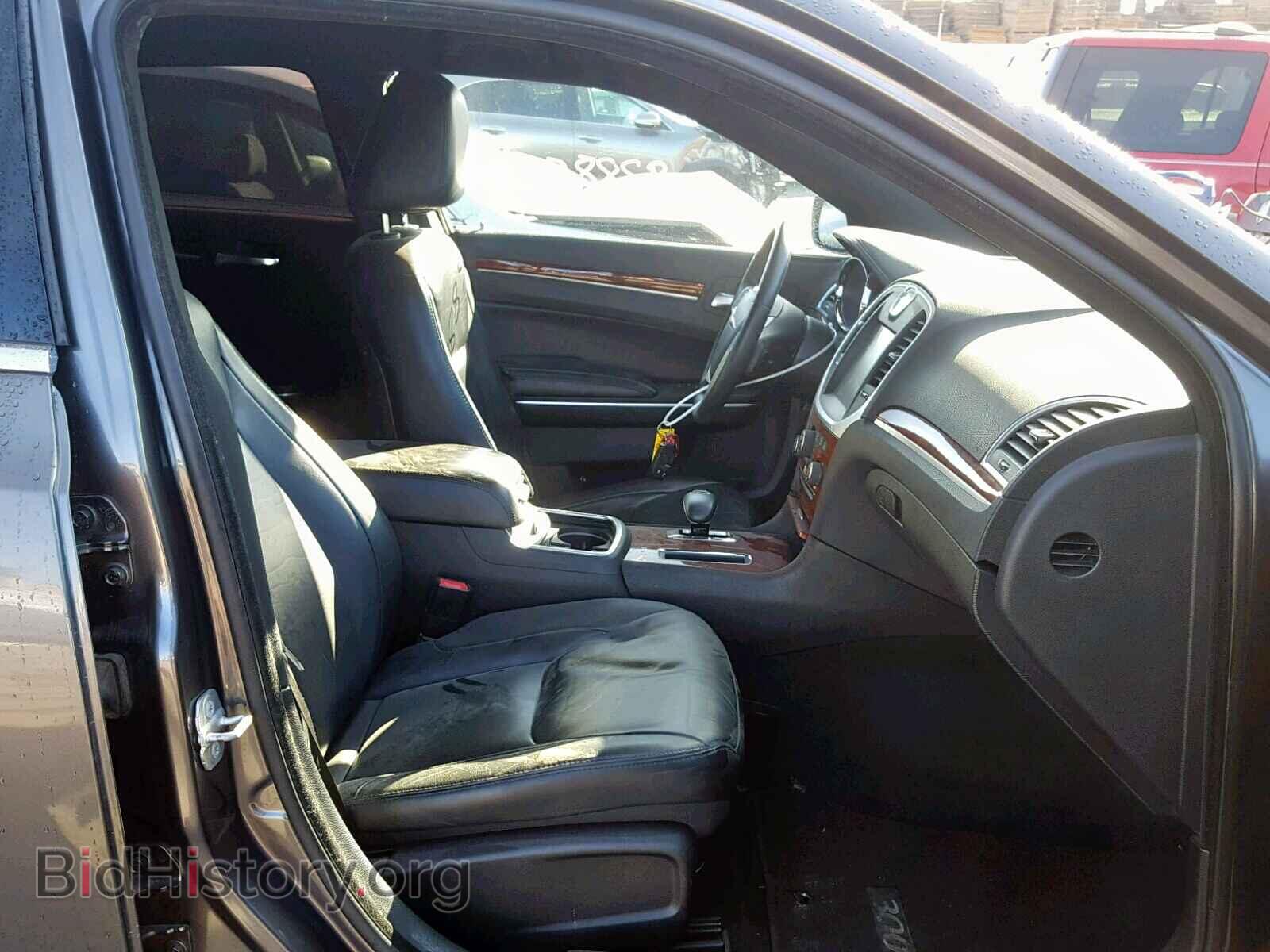 2014 CHRYSLER 300 - VIN: 2C3CCAAG3EH228748 - Фото 5