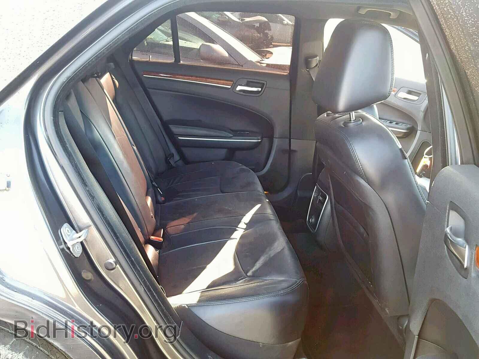 2014 CHRYSLER 300 - VIN: 2C3CCAAG3EH228748 - Фото 6
