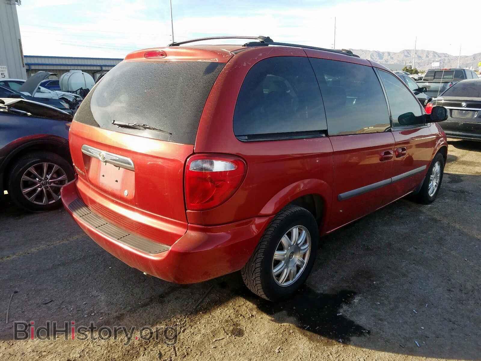 2006 CHRYSLER MINIVAN - VIN: 1A4GP45R56B611092 - Photo 4