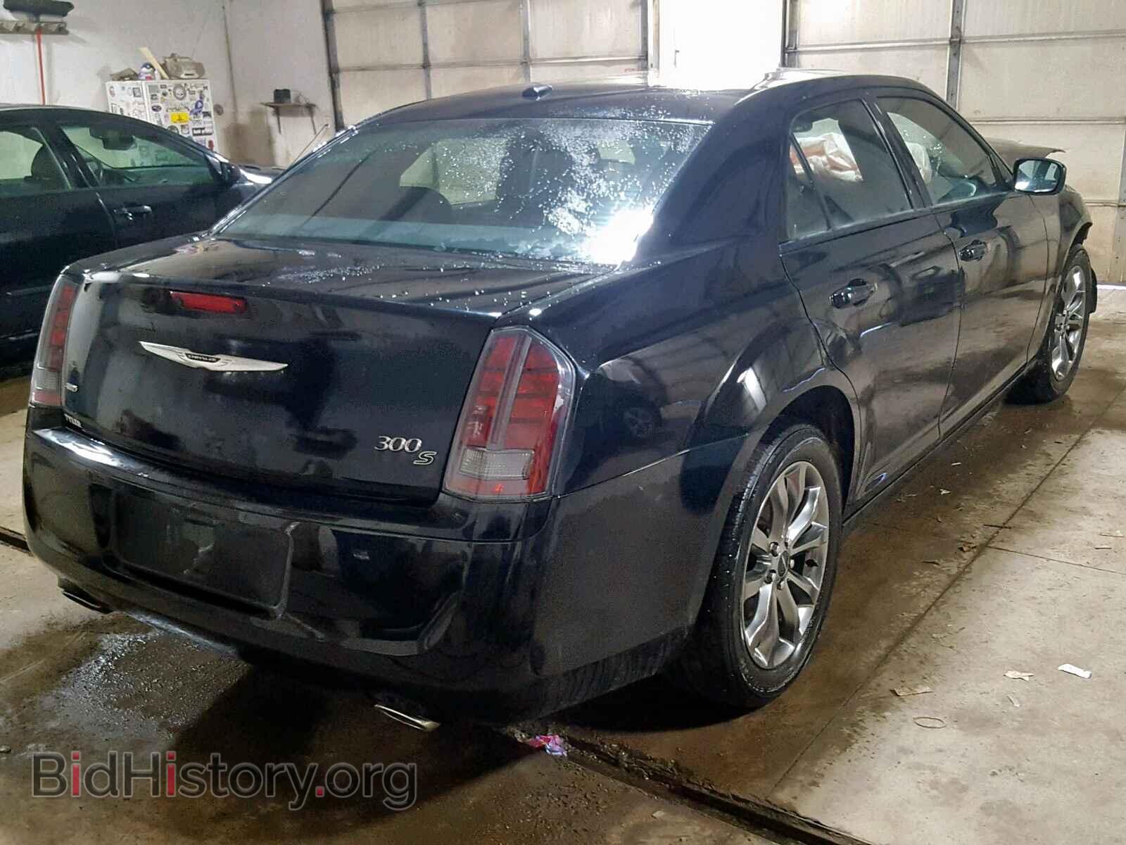 2014 CHRYSLER 300 - VIN: 2C3CCAGG4EH365995 - Фото 4
