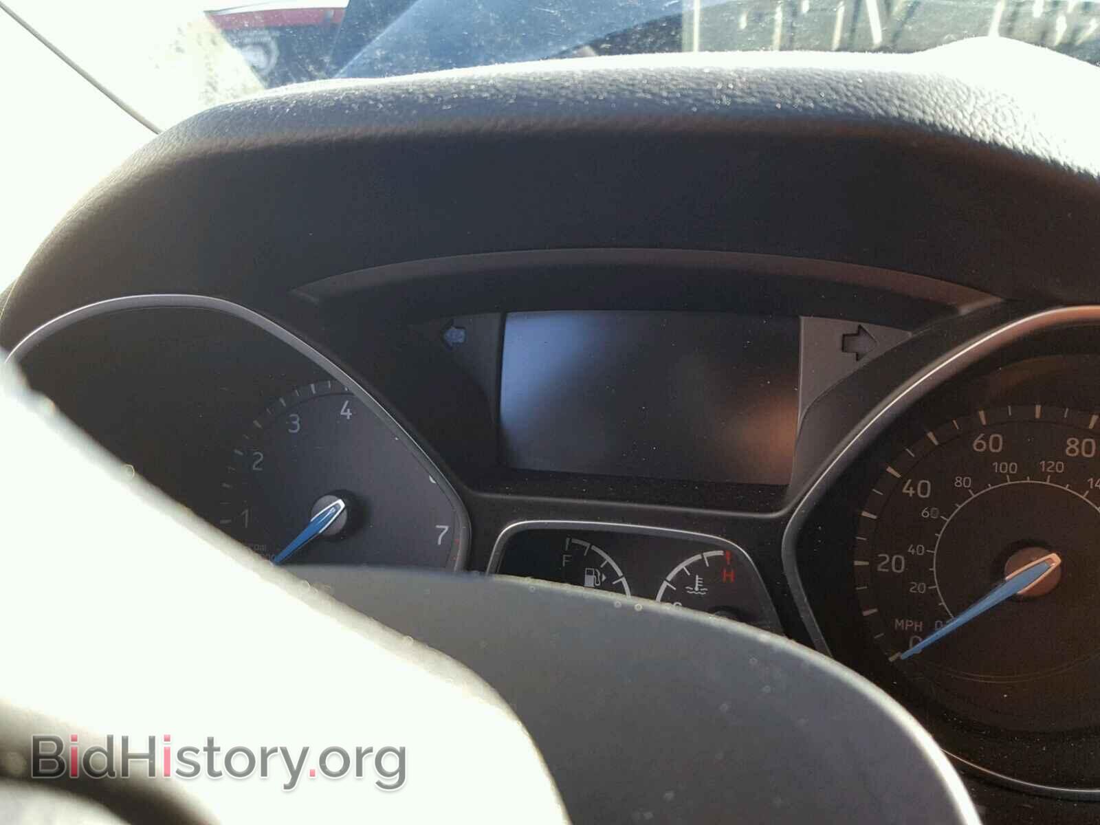 2016 FORD FOCUS - VIN: 1FADP3F2XGL321064 - Photo 8