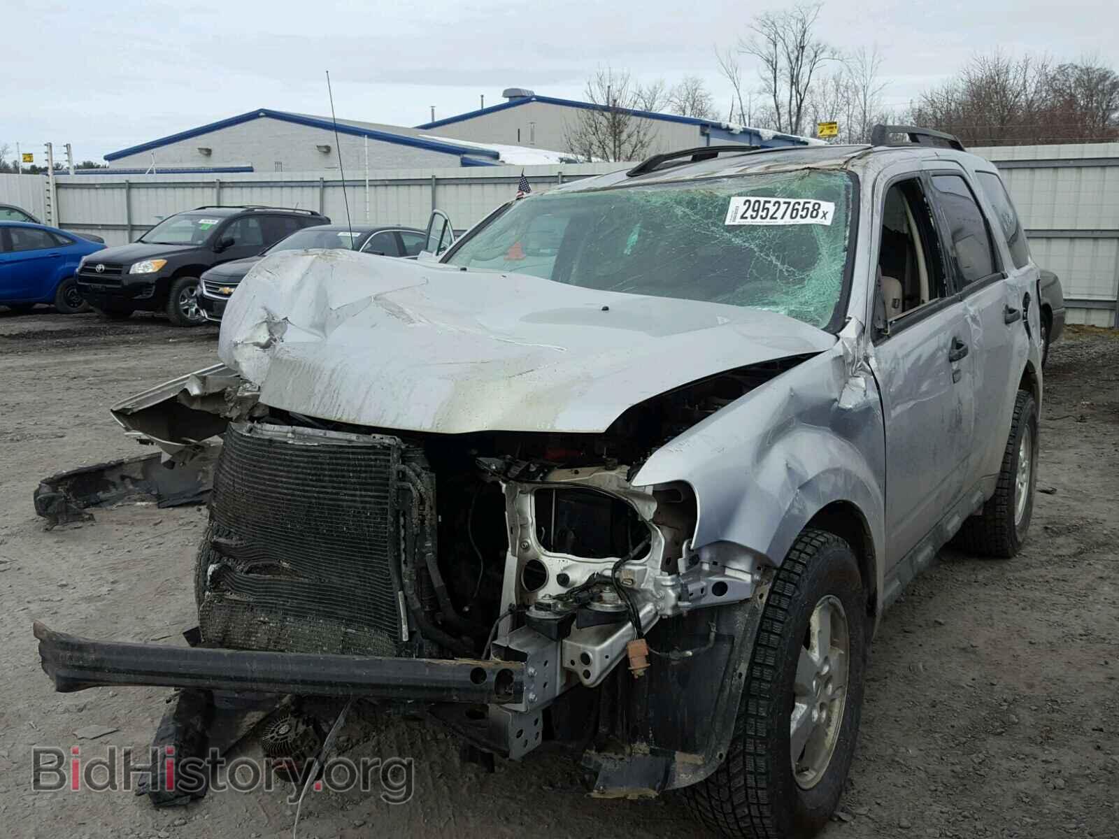 2009 FORD ESCAPE - VIN: 1FMCU93G39KC40963 - Фото 2