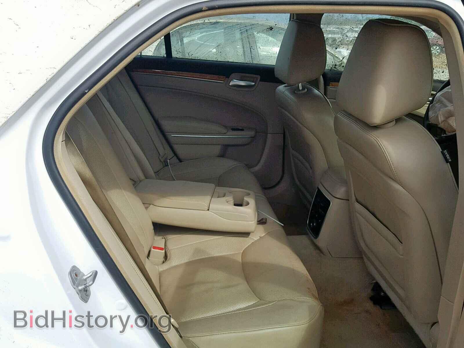 2012 CHRYSLER 300 - VIN: 2C3CCAETXCH256065 - Фото 6