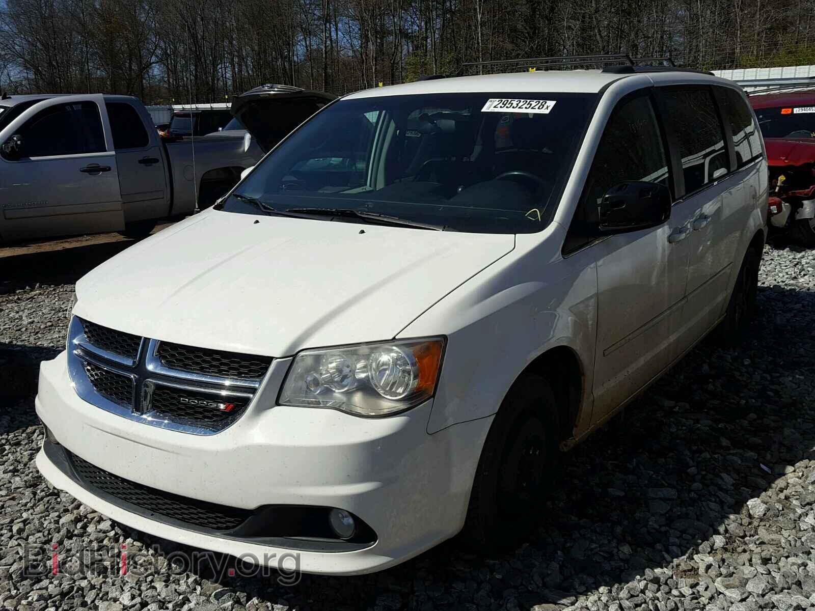 2011 DODGE CARAVAN - VIN: 2D4RN5DG2BR661912 - Photo 2
