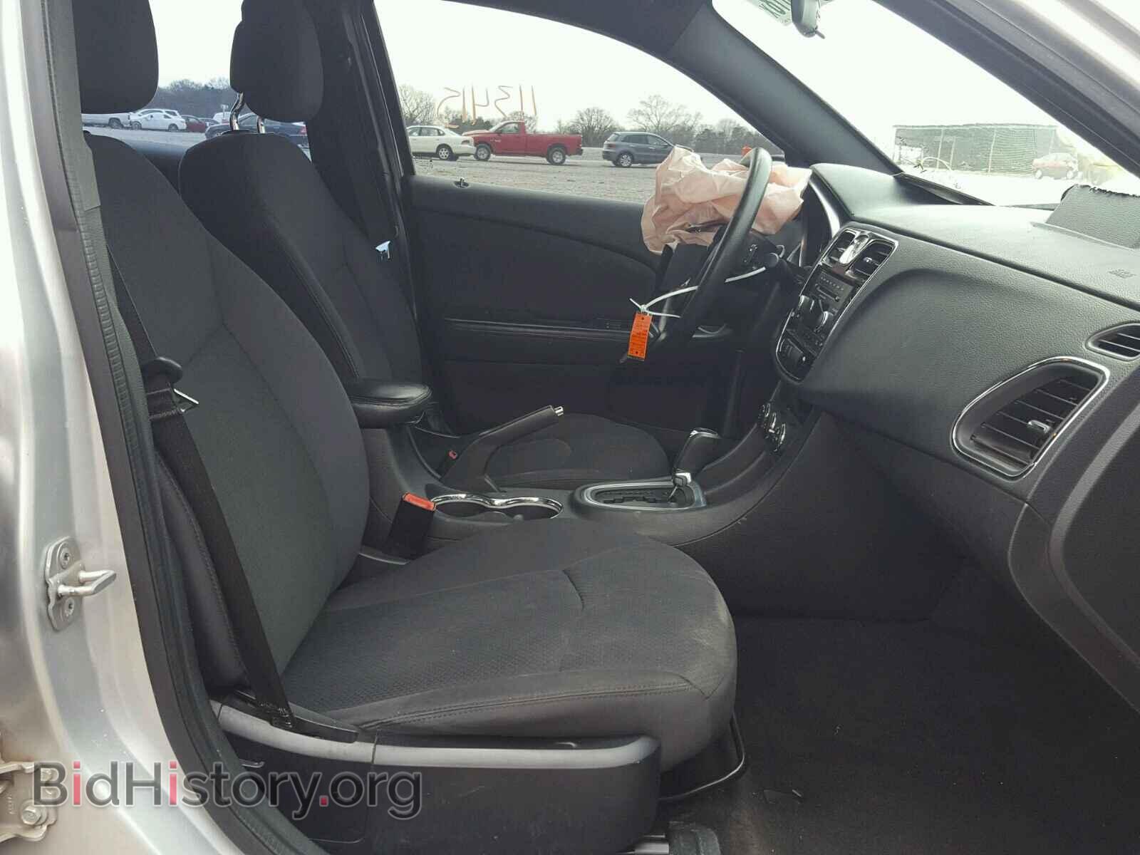 2012 CHRYSLER 200 - VIN: 1C3CCBAB9CN204503 - Фото 5
