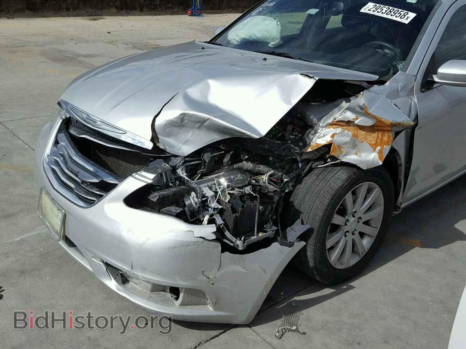 2011 CHRYSLER 200 - VIN: 1C3BC1FB1BN570355 - Фото 9