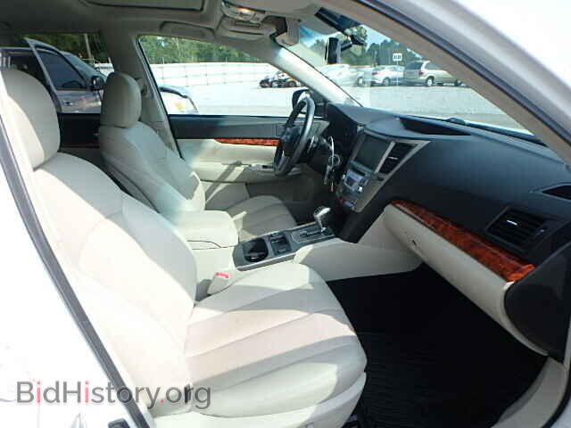 2011 SUBARU OUTBACK - VIN: 4S4BRELC5B2311640 - Photo 5