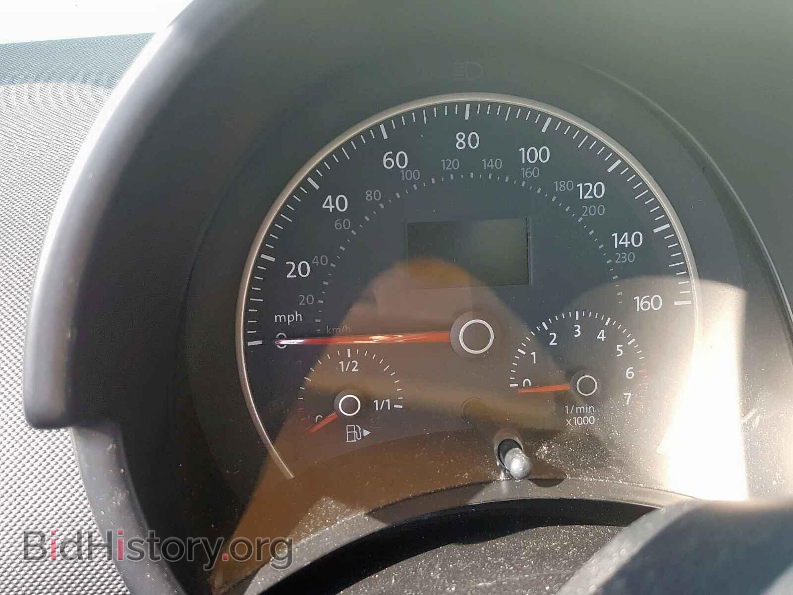 2010 VOLKSWAGEN BEETLE - VIN: 3VWPG3AG2AM015487 - Фото 8