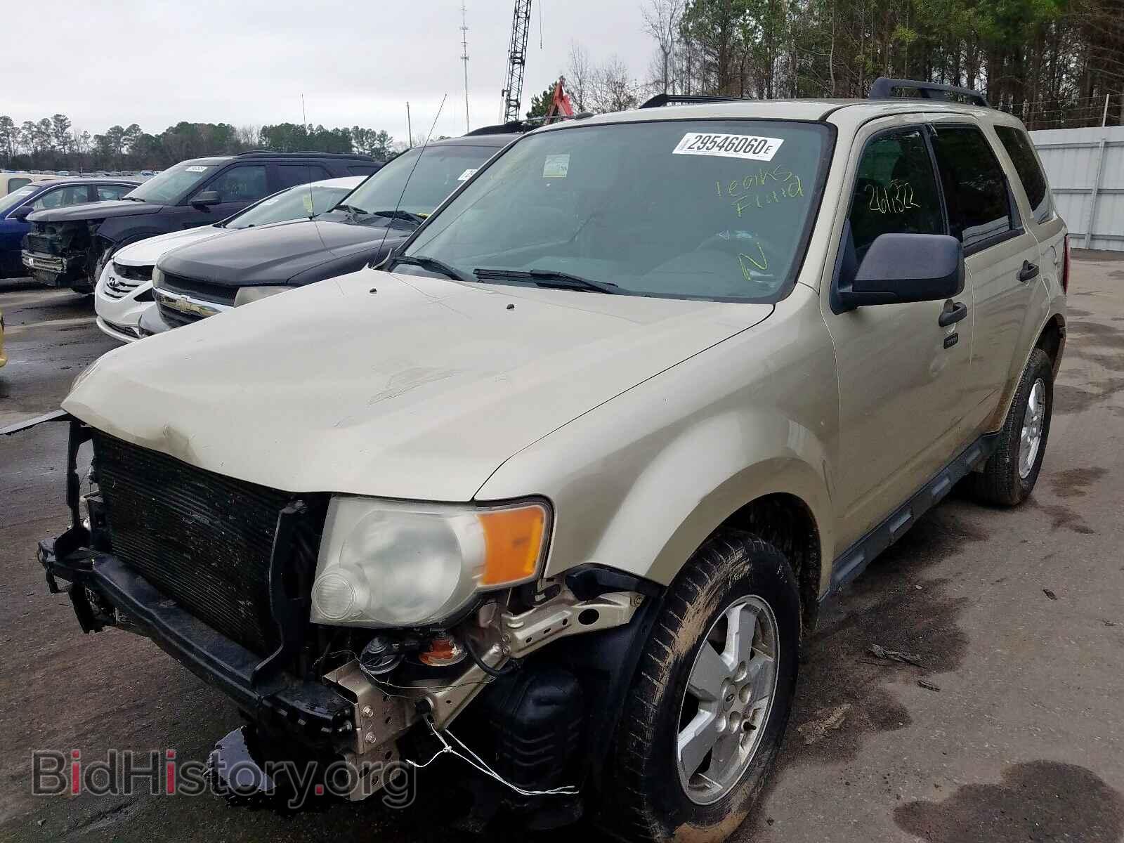 2011 FORD ESCAPE - VIN: 1FMCU0D74BKB36630 - Photo 2