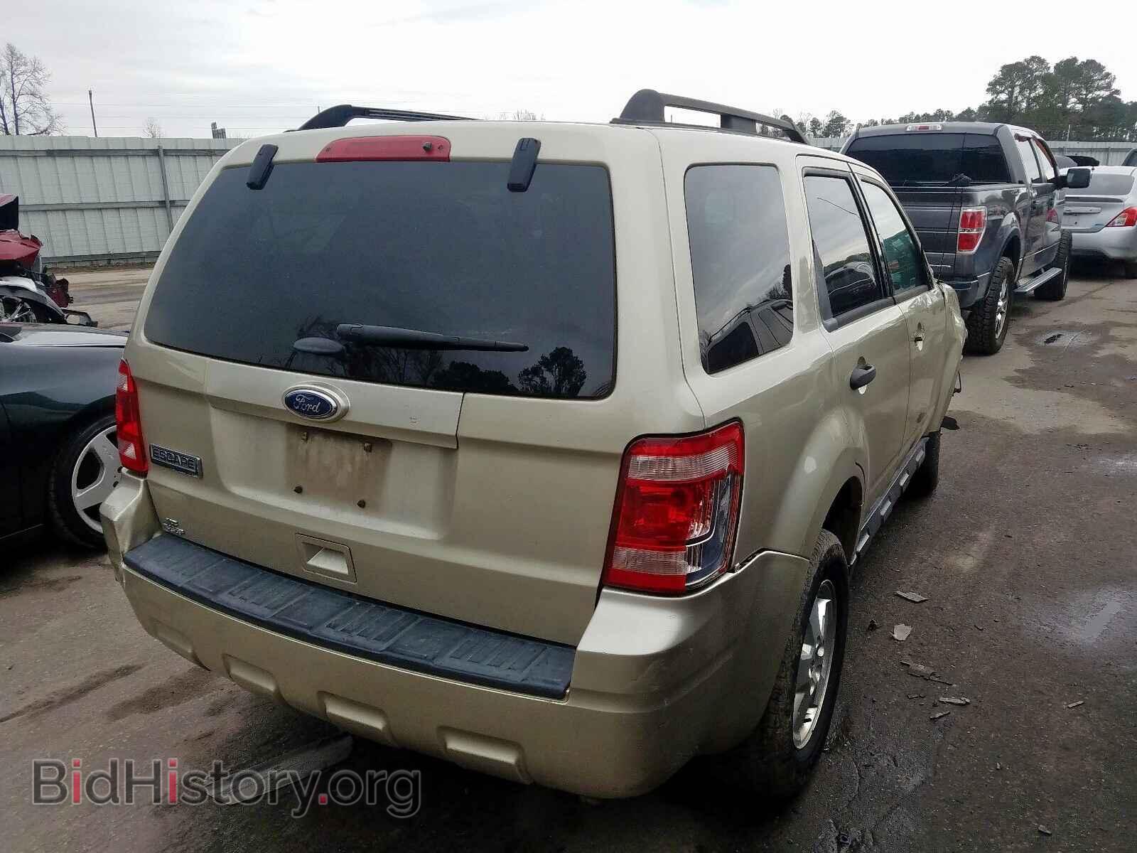 2011 FORD ESCAPE - VIN: 1FMCU0D74BKB36630 - Photo 4